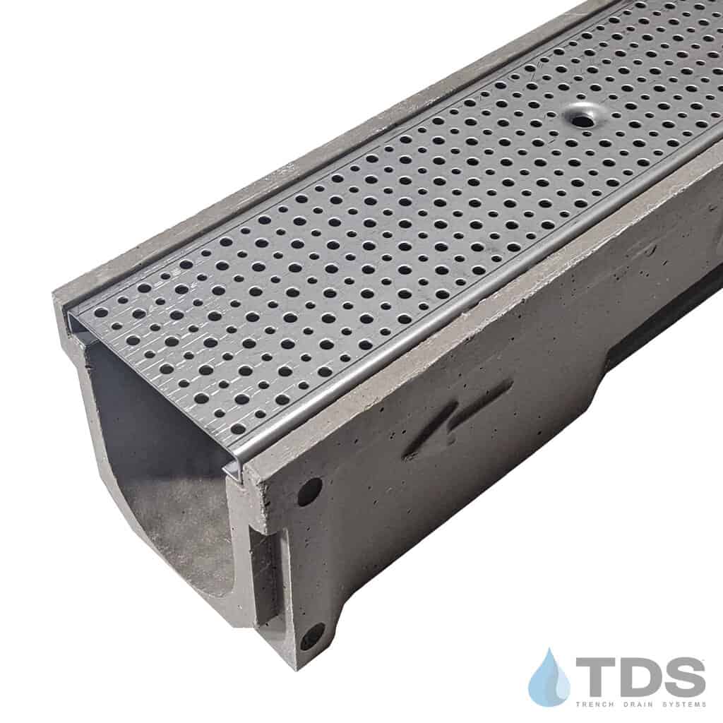 POLYCAST 600 Series Kit w/ DG0632 Foam Perforated Stainless Steel Grate | Load Class A