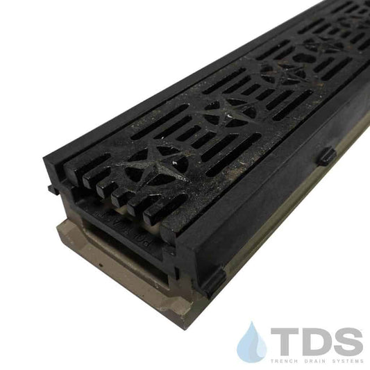 POLYCAST 500 Series Kit with DG0692 Patriot Ductile Iron Grate and HDPE Frame