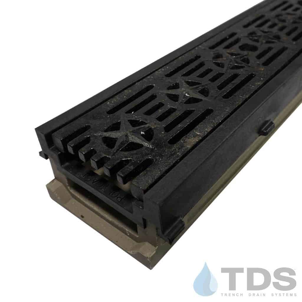 POLYCAST 500 Series Kit with DG0692 Patriot Ductile Iron Grate and HDPE Frame