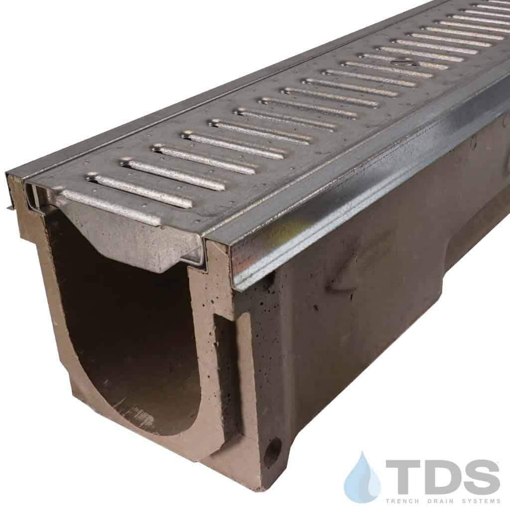 POLYCAST®600 Series Kit w/DG0640R Slotted Galvanized Grate and Edging