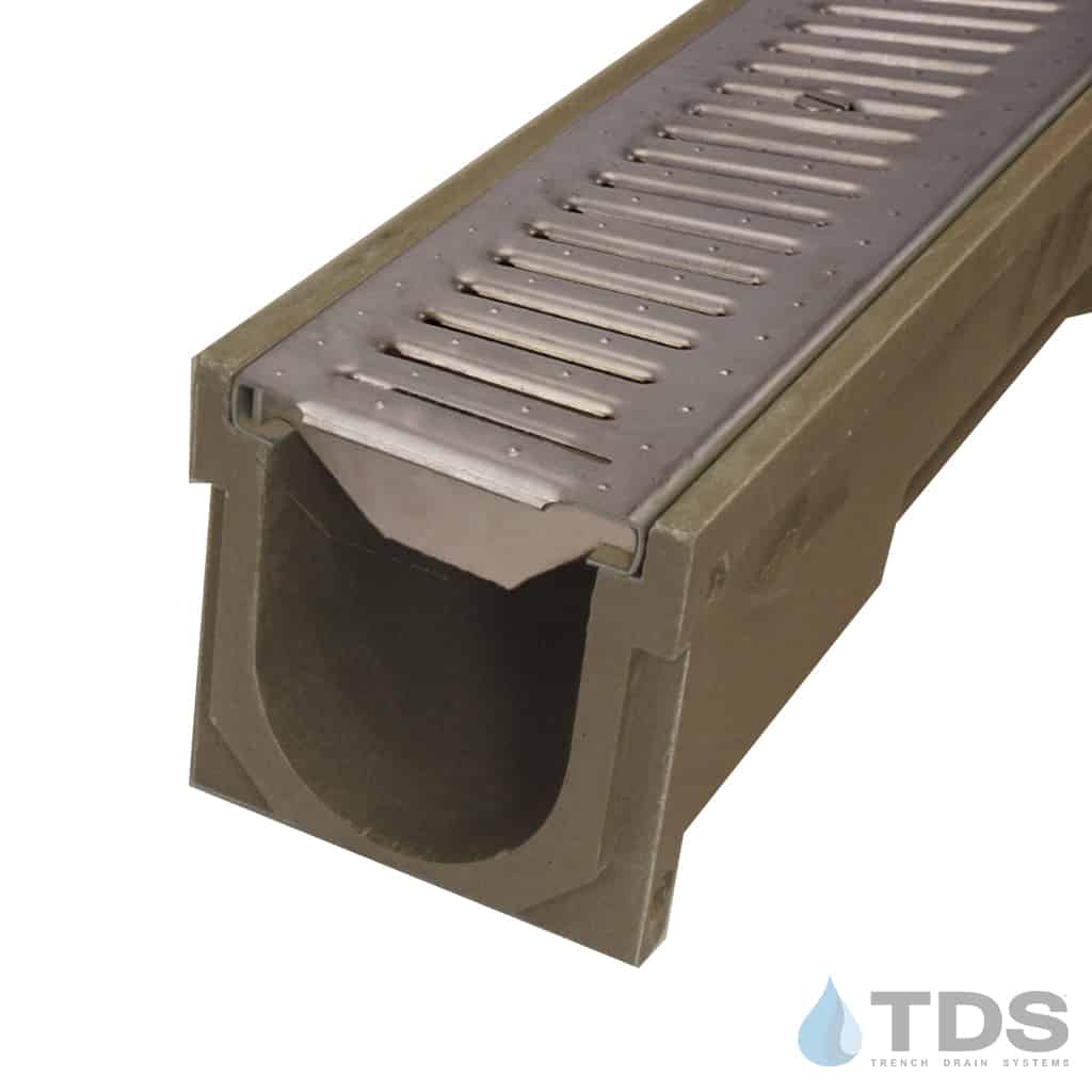 POLYCAST 600 Series Kit with DG0647R Reinforced Slotted Stainless Grate
