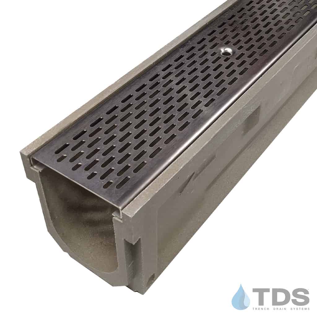 POLYCAST 600 Series Kit w/ DG0631 Slotted Stainless Steel Grate | Load Class A