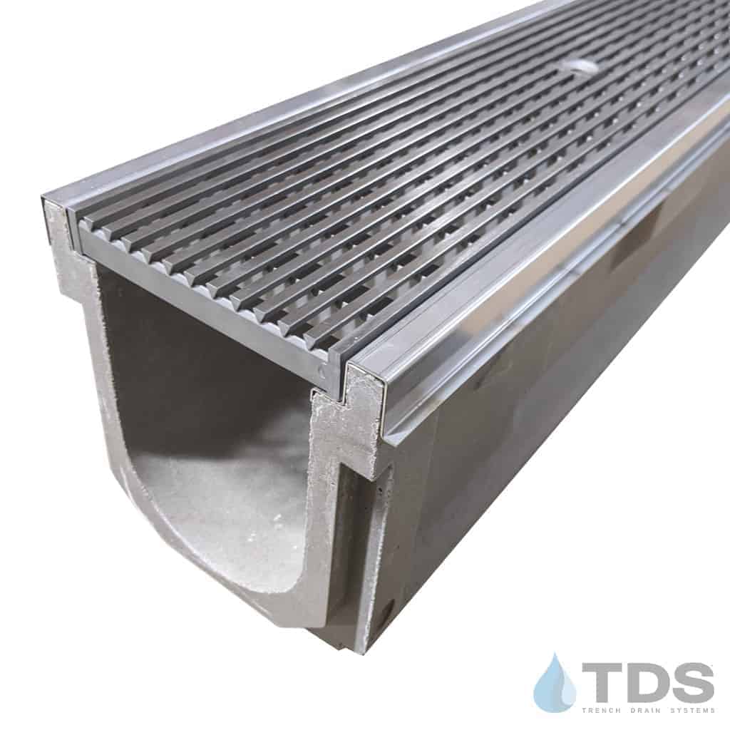 POLYCAST® 600 Series Kit with DG0655 Wedge Wire with Stainless Steel Edging - Load Class B
