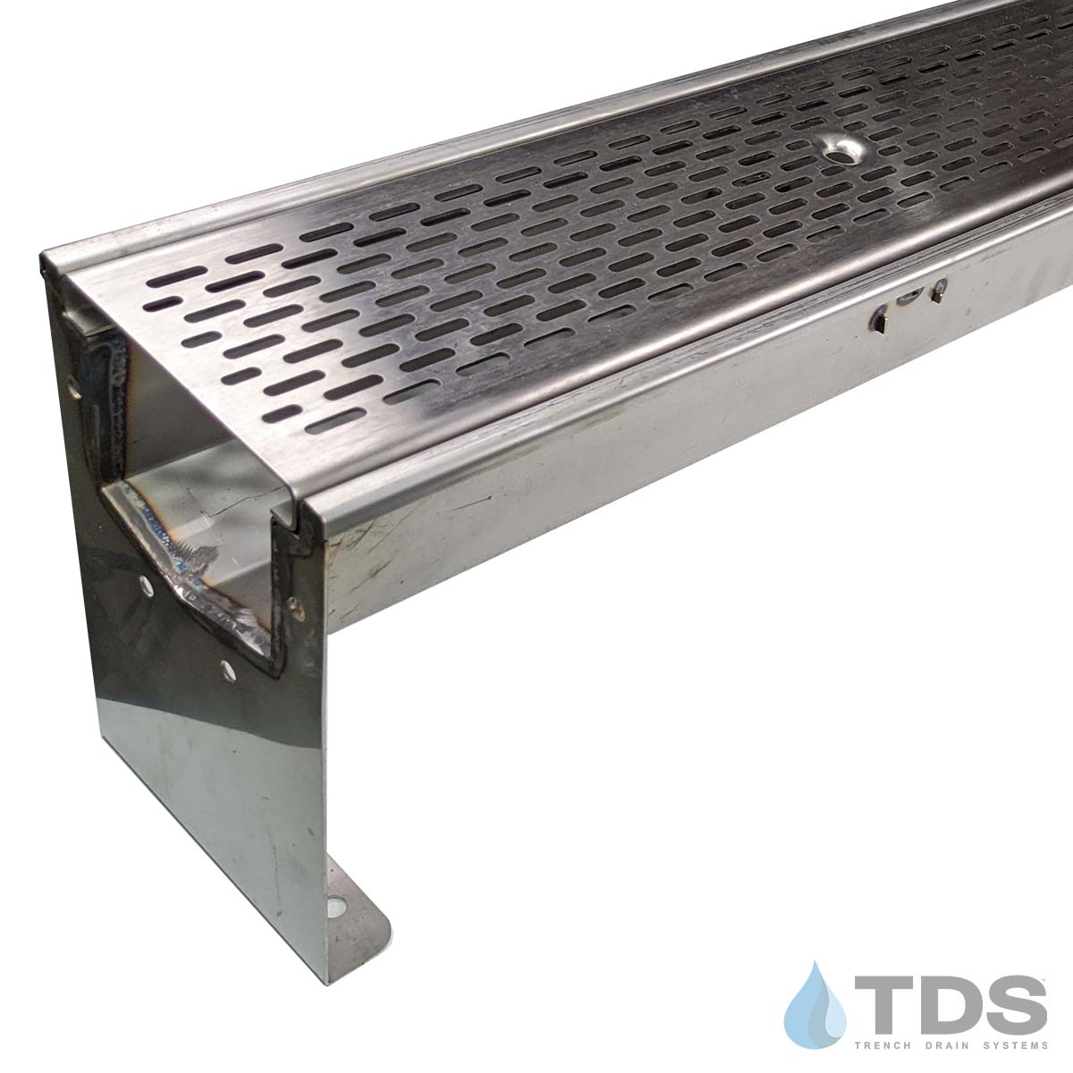 SS600 WITH DG0631 STAINLESS SLOTTED GRATE