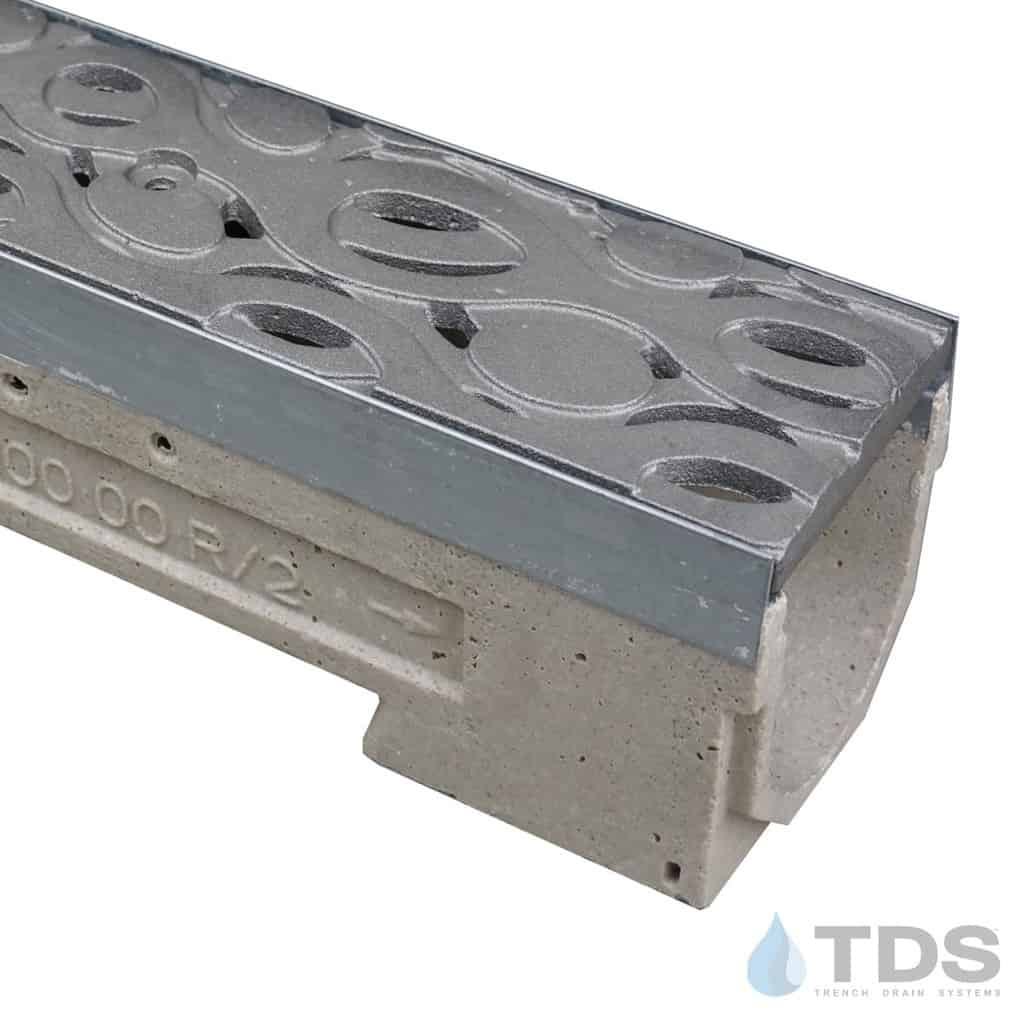 ULMA U100K Drainage Kit with Iron Age Janis Grate | Natural