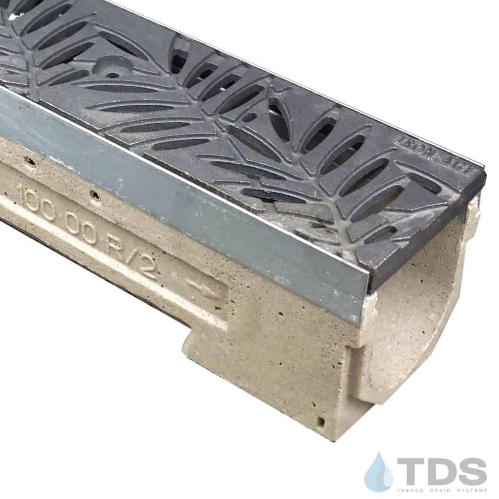 ULMA U100K Drainage Kit with Iron Age Locust Grate | Natural