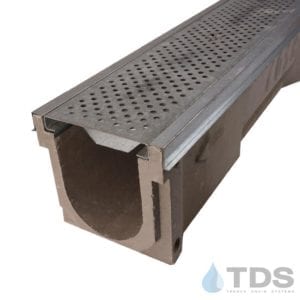 Polycast 600 galvanized steel edging with 646R grate